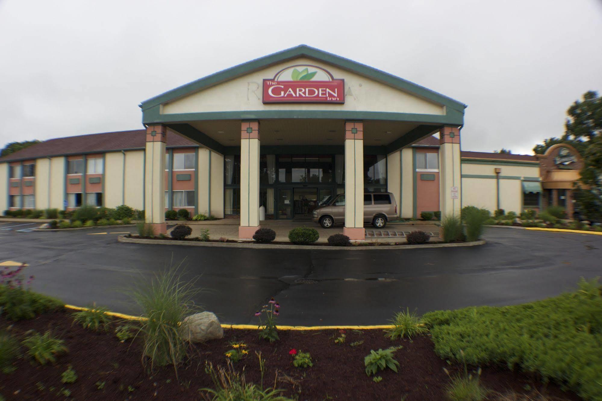The Garden Inn Elkhart Exterior foto
